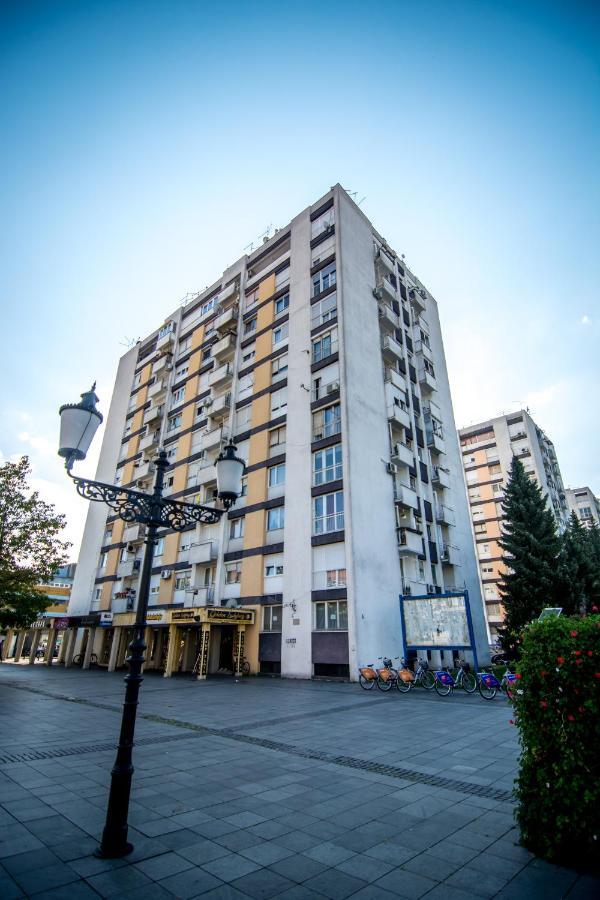 Sky Apartment Slavonski Brod Exterior foto