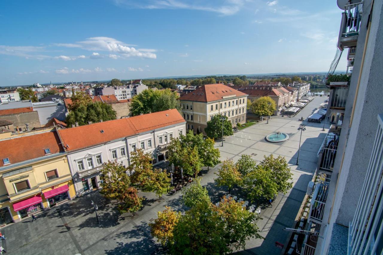 Sky Apartment Slavonski Brod Exterior foto