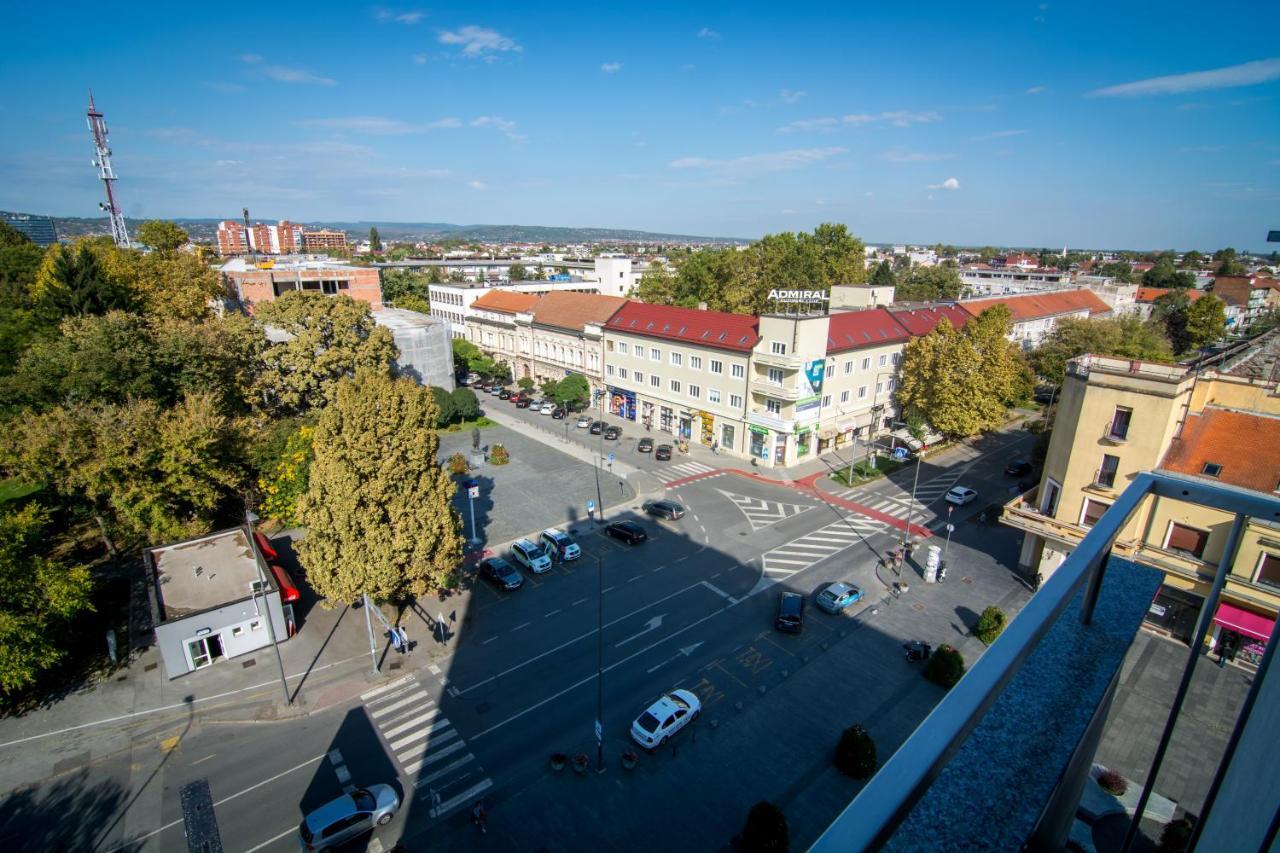 Sky Apartment Slavonski Brod Exterior foto